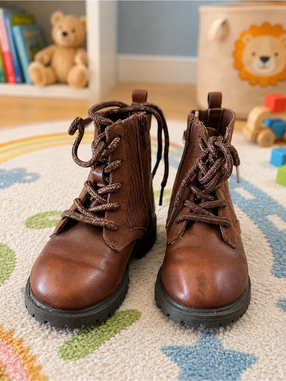 Carter’s Toddler Brown Lace-Up Combat Boots Size 7 Side Zip Lug Sole